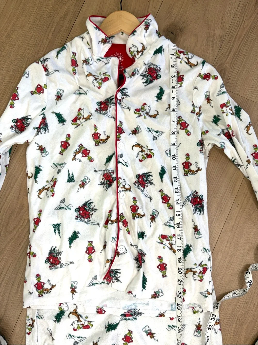 Dr Seuss The Grinch Christmas Pajama Set Womens Holiday Button Up PJs